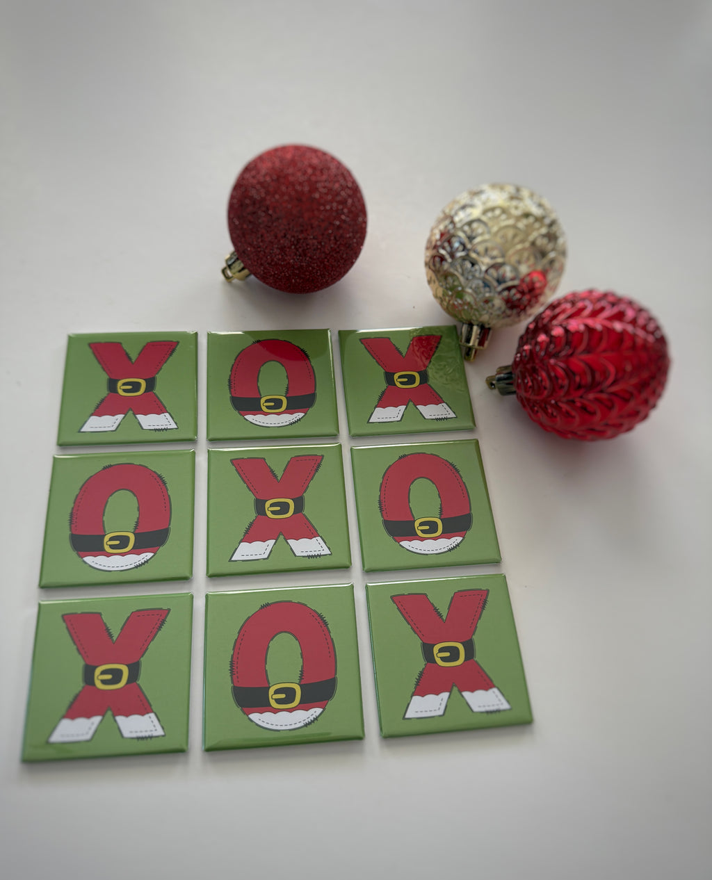 Christmas Tic-Tac-Toe Game
