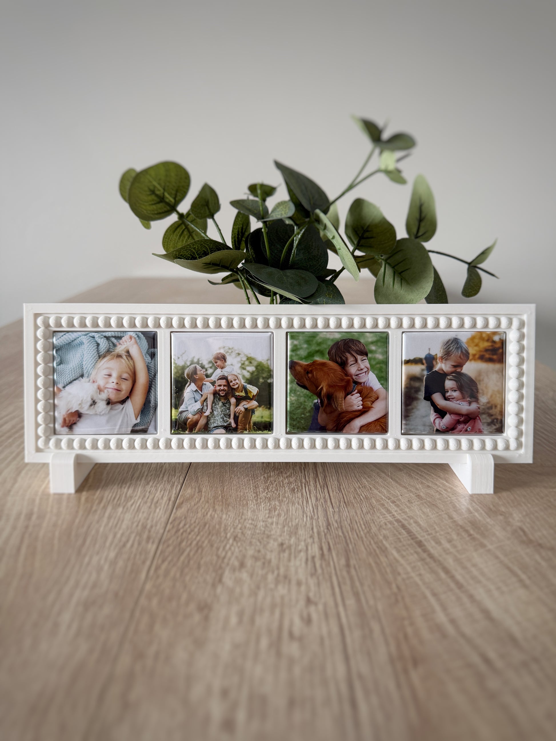Complete Set - 4 Square Photo Magnets + Magnetic Frame