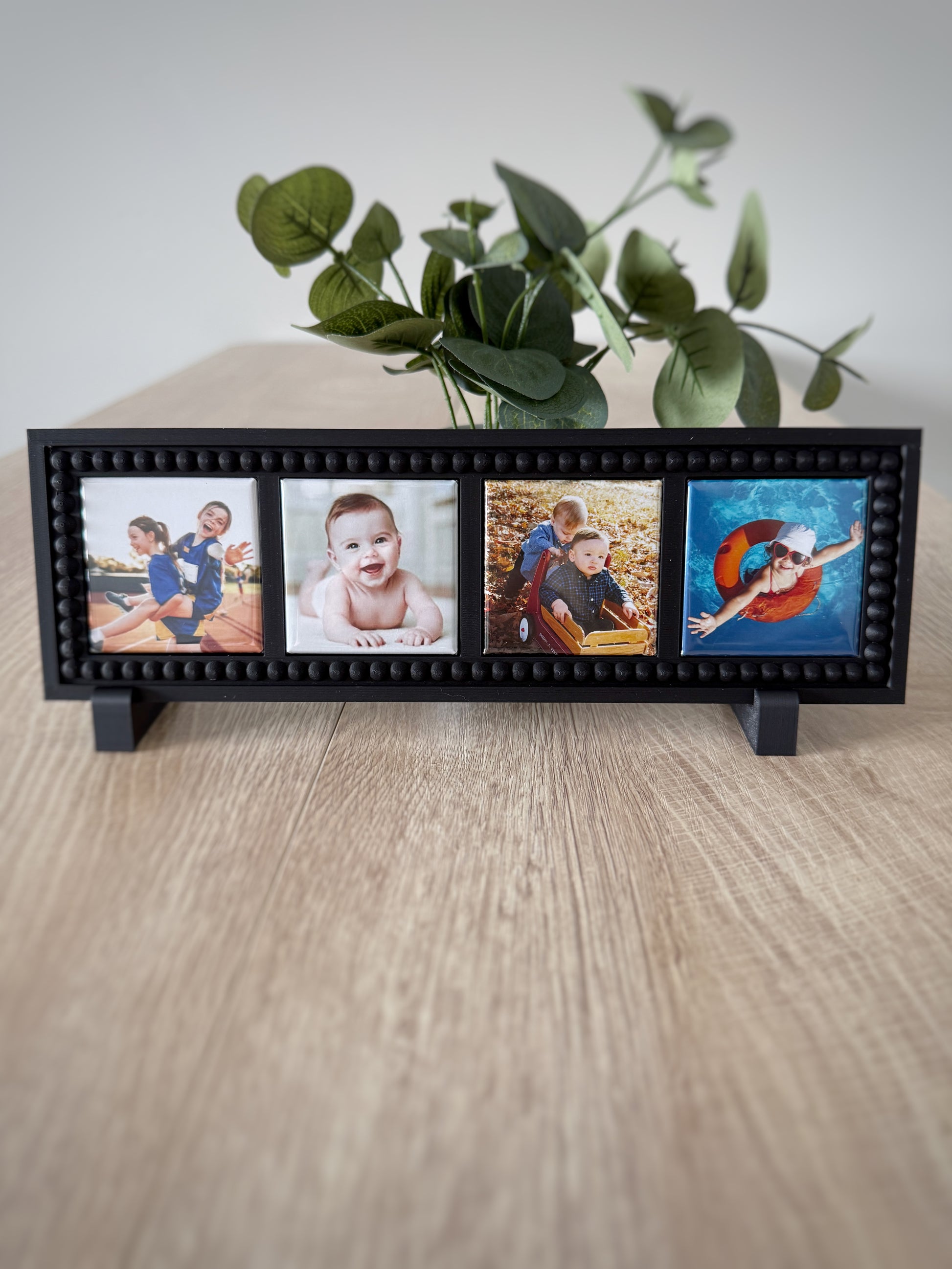 Complete Set - 4 Square Photo Magnets + Magnetic Frame