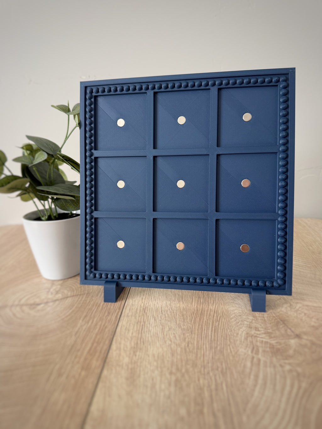 3x3 Square Magnetic Frame for 9 Photos | Freestanding Magnetic Picture Display Frame